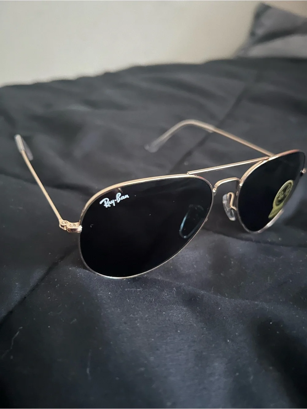 Ray-Ban Aviator Pilot 🧑‍✈️ Sunglasses - RB3025 Gold Frame with Black Lenses